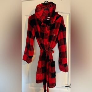 VS Pink red/black robe size xs/s